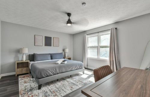 Spacious Home with 3 King Beds, Arcades and 86 inch TV - Foto 31