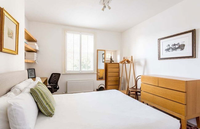 Spacious Apartment Near Portobello Road - Photo 5