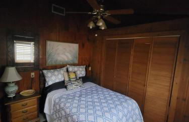 Lake House Retreat - Photo 21