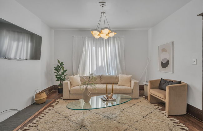 Pet Friendly 5BR Home near Downtown Detroit by RedAwning - Photo 26