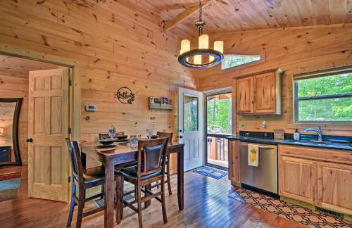 Custom Mtn Cabin by HikingandMotorcycle Routes! - Foto 9