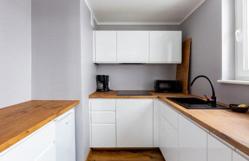 Bajki Riverside Bliss Apartment by BookingHost - Foto 6