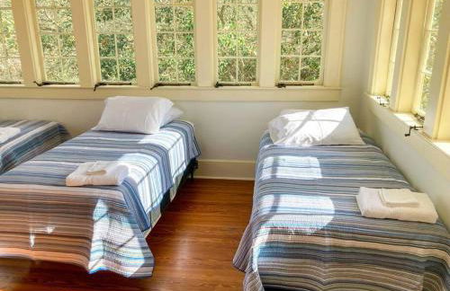 The Gator Manor – 6 Bedrooms Walk to UF / Stadium - Foto 7