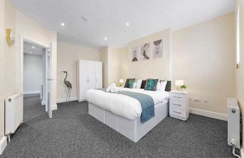 Immaculate 2BR London Flat with King Bed-Parking Available-Sleeps 6-20 Percent OFF Off Long Stays! Perfect for Families, Contractors & Couples! - Foto 8