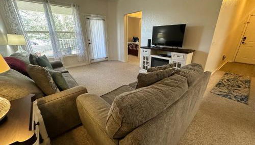 Second Floor 2-bedroom Condo in Southern Dunes - Foto 4