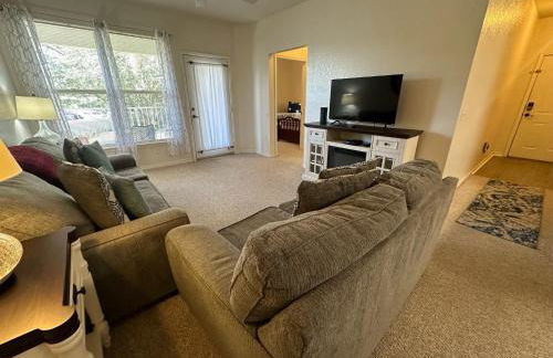 Second Floor 2-bedroom Condo in Southern Dunes - Foto 4