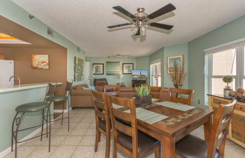 Spectacular Beachfront Views from this Tastefully Decorated Condo ~ PH5B Palm House - Foto 9