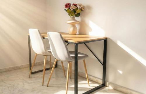 Spacious 2-Bedroom Apartment - Walk to Isla Mágica - AC - Premium Bed - Foto 19