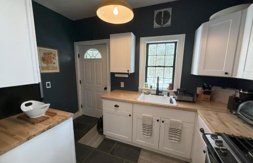 Schoolhouse No. 11 * Hudson Valley Upstate Getaway - Photo 16