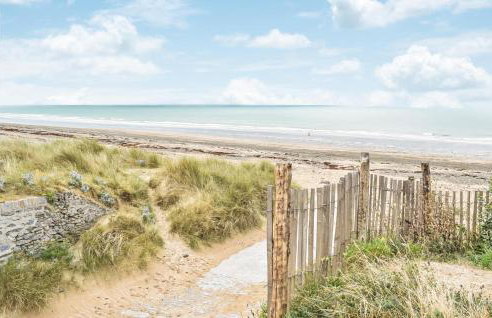 Gorgeous Home In Fierville-Les-Mines - Foto 34