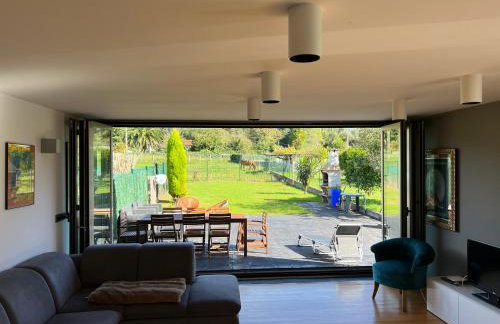 Casa única, entorno inigualable con vistas al mar - Foto 11