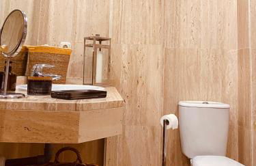 Lagos de Santa María Luxury Apartment Isabel - Photo 33