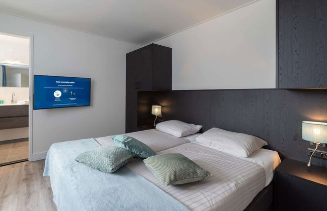 Design Apartment in Zeeland With its own Wellness - Photo 11