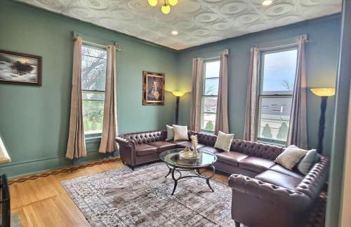 Sleeps 30+ • 10BR Mansion •Events • Bar • Backyard - Foto 8