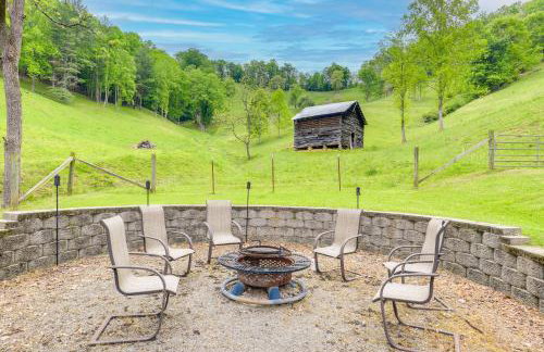 Cozy Mars Hill Farmhouse with Scenic Views - Foto 22