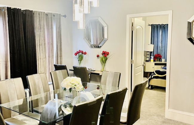 Newly Renovated 2 floor Getaway - Foto 1