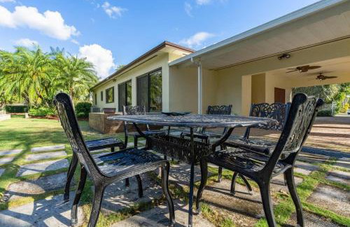 The Garden House Hot Tub Pool and Lush Garden Oasis - Foto 35