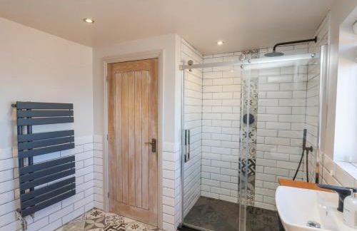 Beacon House - Photo 28