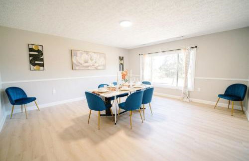 Spacious 5BR 2BA Free Parking Minutes to DC with Foosball - Photo 38