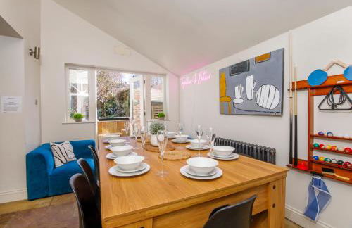 Minster House - Group Hot Tub - Photo 12