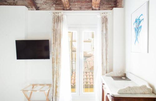 L'8 Boutique Concept Apartments - Photo 55