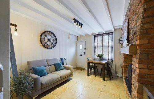 Sailors Cottage - Photo 2