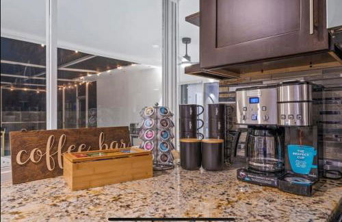 SUN VILLA Heated Pool Near Hard Rock & Beach - Foto 35