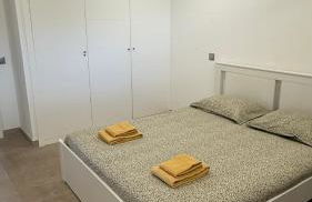 Sunny 3-Bedroom Apartment - Foto 25