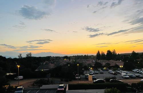 Les Capitelles Bord de plage avec grande piscine - Vue montagne - Balcon - Photo 12