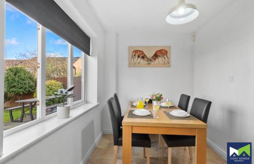 SPACIOUS, Quiet, 5 Bed 2 Bath House with Free Parking, near NEC, Airport & Solihull - Foto 14