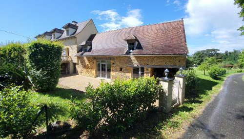 Villa de charme avec piscine entre Lot et Dordogne, au cœur de la nature - Foto 1