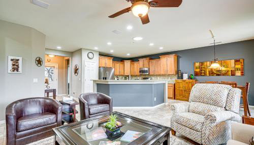 Backyard Paradise and Community Perks Buckeye Oasis - Foto 5