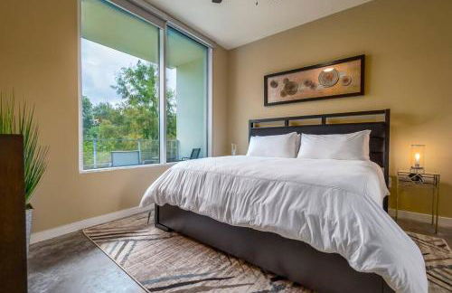 Stunning & Luxurious 2Bed 2Bath Open floor plan - Foto 18