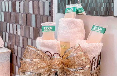 Cozy beach home walking distance from ocean - Foto 13