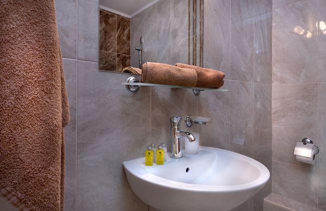 Esteban VIP Residence Club - Photo 35