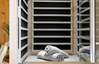 Jacuzzi Sauna privatif - La Cabanette Spa - Foto 3