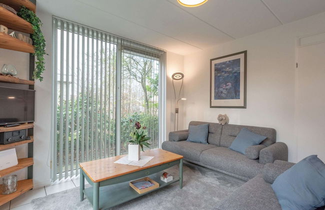 Beautiful Detached Holiday Home in Park - Foto 16