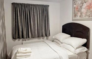 Entire 3 bedroom luxurious house, Wigan , Manchester - Foto 23