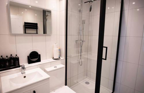 Dorset Stylish Apartment - Photo 21