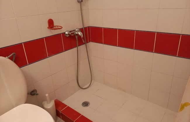 Kinetious Nisous in Kineta - Foto 20