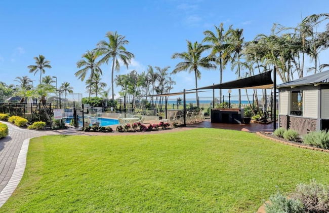 Ocean Front Escape on Palm Beach - Foto 29