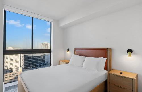 Condo Steps from Bayfront & the Kaseya Center - Foto 13