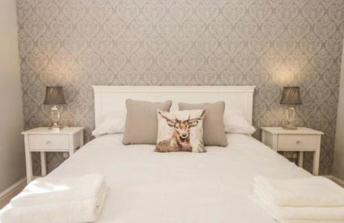 Meadowside, Troutbeck Bridge with offsite health club - Photo 14