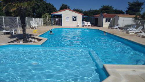 Chalet spacieux à 8 km de la mer - Foto 2