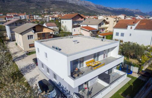 Luxury apartment with terrace Castel - Photo 25