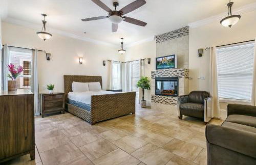 Modern 4BR City Condo 5min drive to FQ - Foto 32