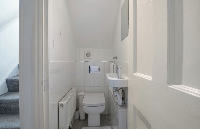 At Home in Chelsea - Photo 29