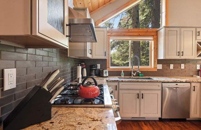 Luxury Tahoe Chalet Minutes to Dining - Foto 7