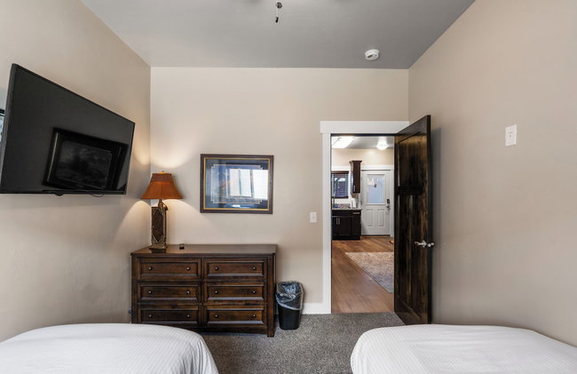 The Yellowstone Hideaway Unit C - Foto 23