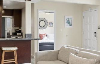 Windansea Coastal Haven - Steps to Beach - Foto 39